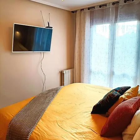 La Eria Ii, Muy Luminoso,wifi, Garaje,15 A Pie Al Centro Daire